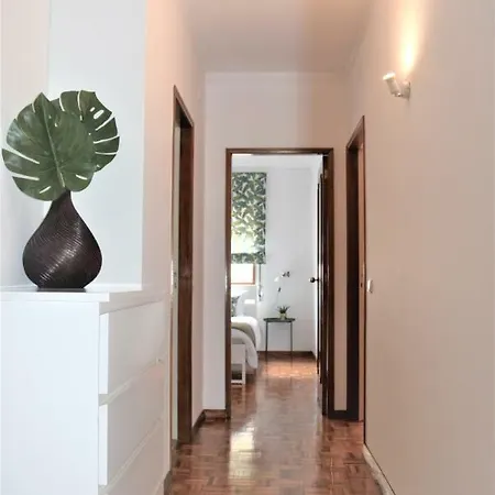 아파트 Centro - Espacoso E Confortavel - Todas As Comodidades 브라가