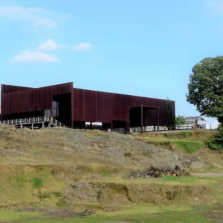 Centro - Espacoso E Confortavel - Todas As Comodidades