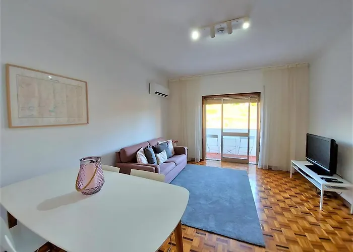 Appartamento Centro - Espaçoso E Confortável - Todas As Comodidades *